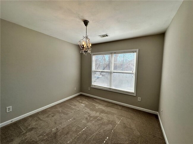 Building Photo - 2403 Walnut Tree Ln