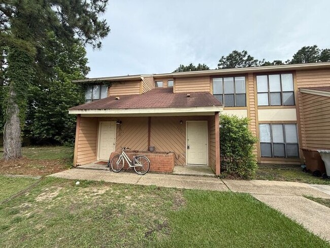 Building Photo - Gulf Breeze - Villa Woods - 2 bedroom, 1.5 bathroom