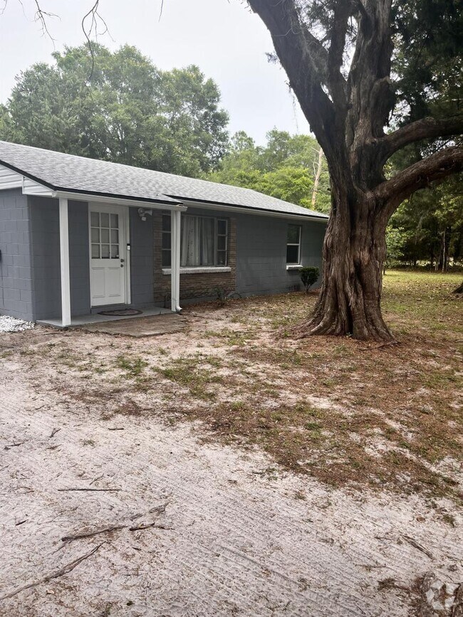 Building Photo - 3 bedroom in Yulee FL 32097