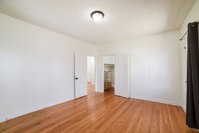 Building Photo - 1038 S Citrus Ave