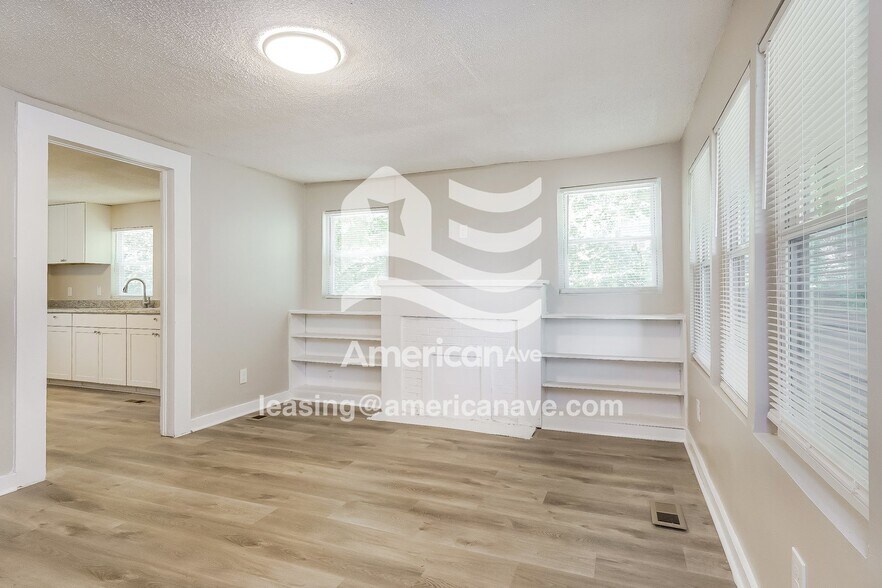 Building Photo - 1612 8th St