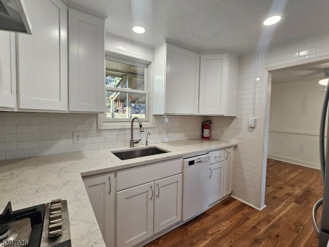 Building Photo - 95 Cannonball Rd