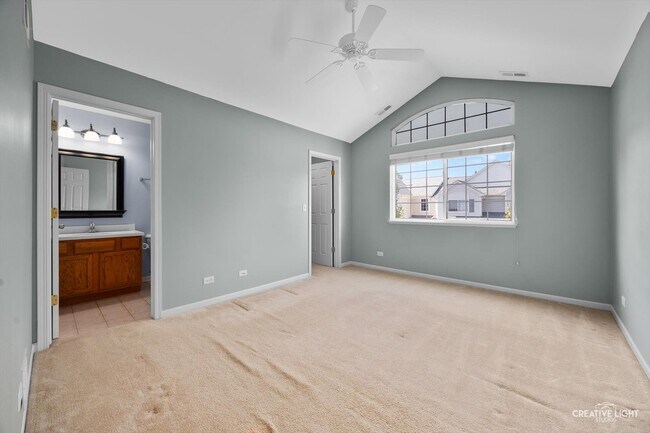Building Photo - 171 Durango Dr