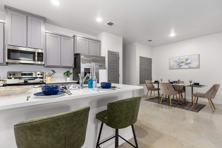 Building Photo - 308 Riptide Dr
