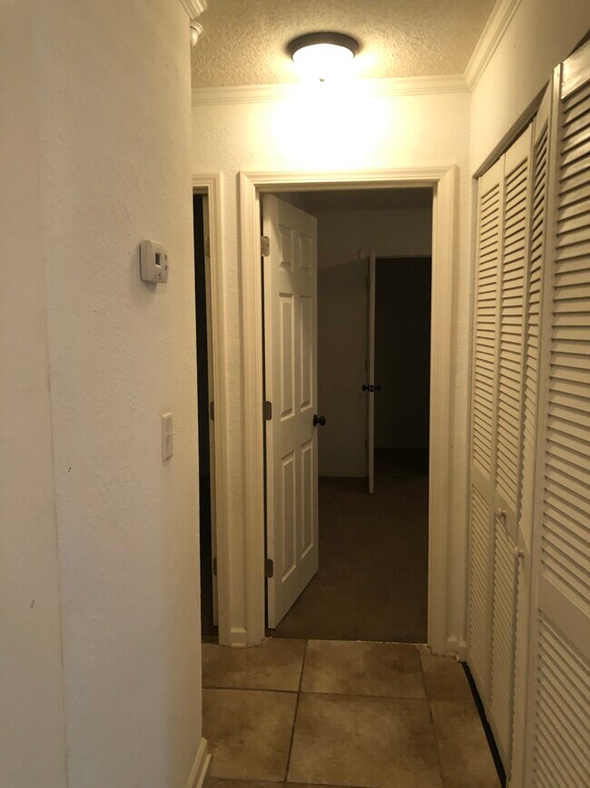 Building Photo - 320 S Beltline Blvd Unit #11B