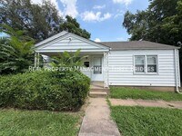 Building Photo - 6156 Wulff Dr