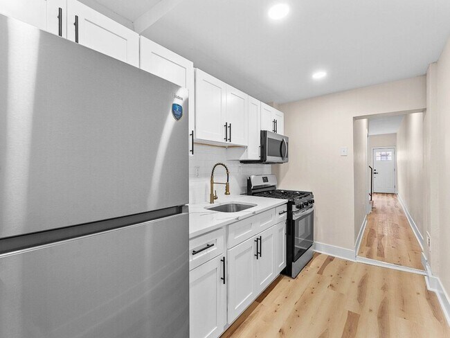 Building Photo - 2430 N 4th St