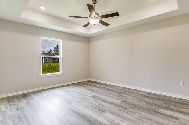 Building Photo - Contemporary Living in Milton!