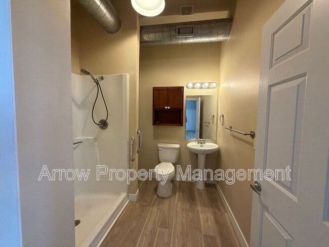 Building Photo - 720 J St