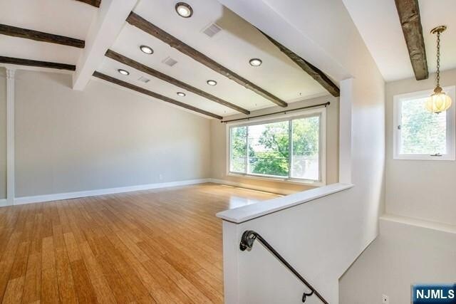 Building Photo - 19 Southwynde Dr