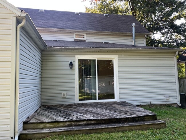 Building Photo - 1317 N Sherman Ave