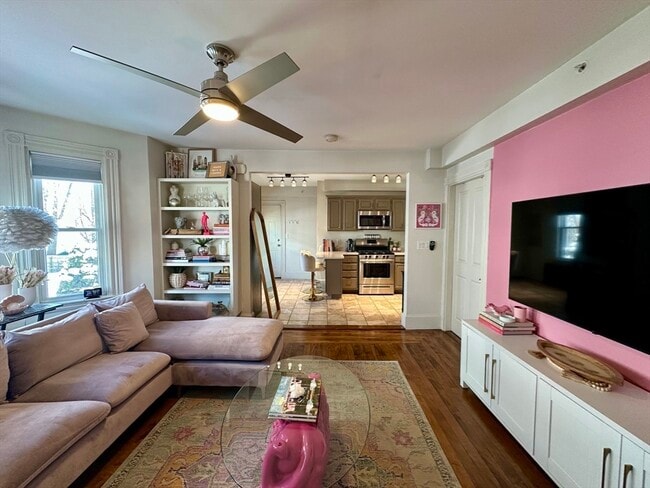 Building Photo - 15 Bearse Ave