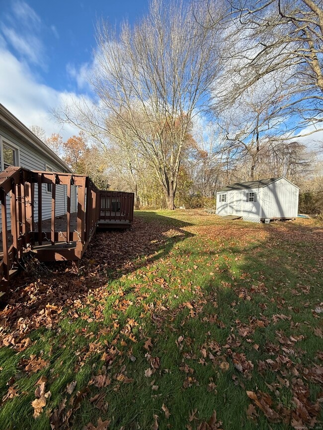 Building Photo - 74 Grove Beach Rd N