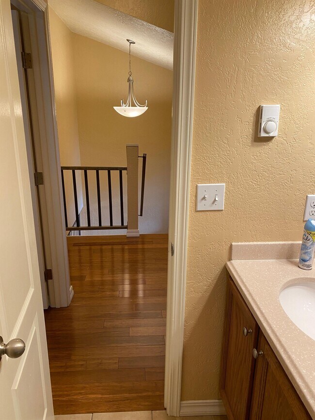 Building Photo - 73 Ace Ct