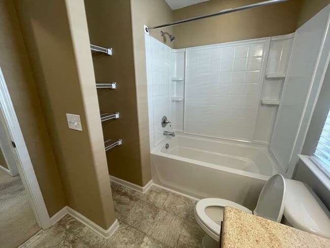 Building Photo - 3BR Home w/ Fenced-In Yard in Palmetto Pointe