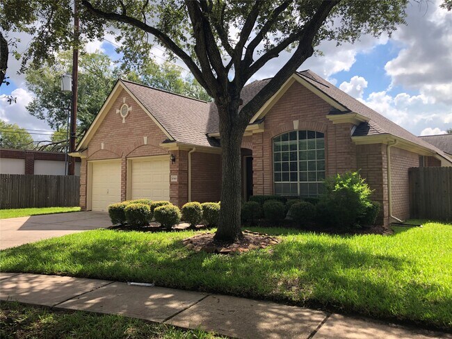 Building Photo - 15303 Marden Ct