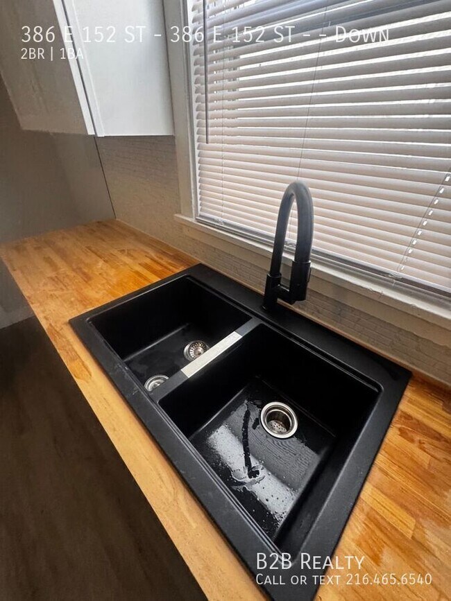 Building Photo - 386 E 152nd St