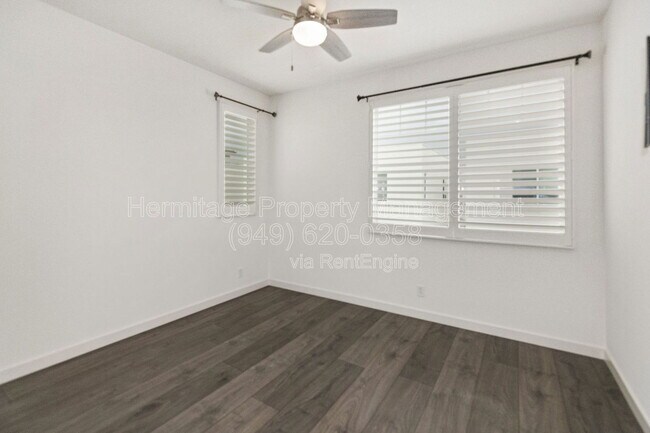 Building Photo - 341 Magnet