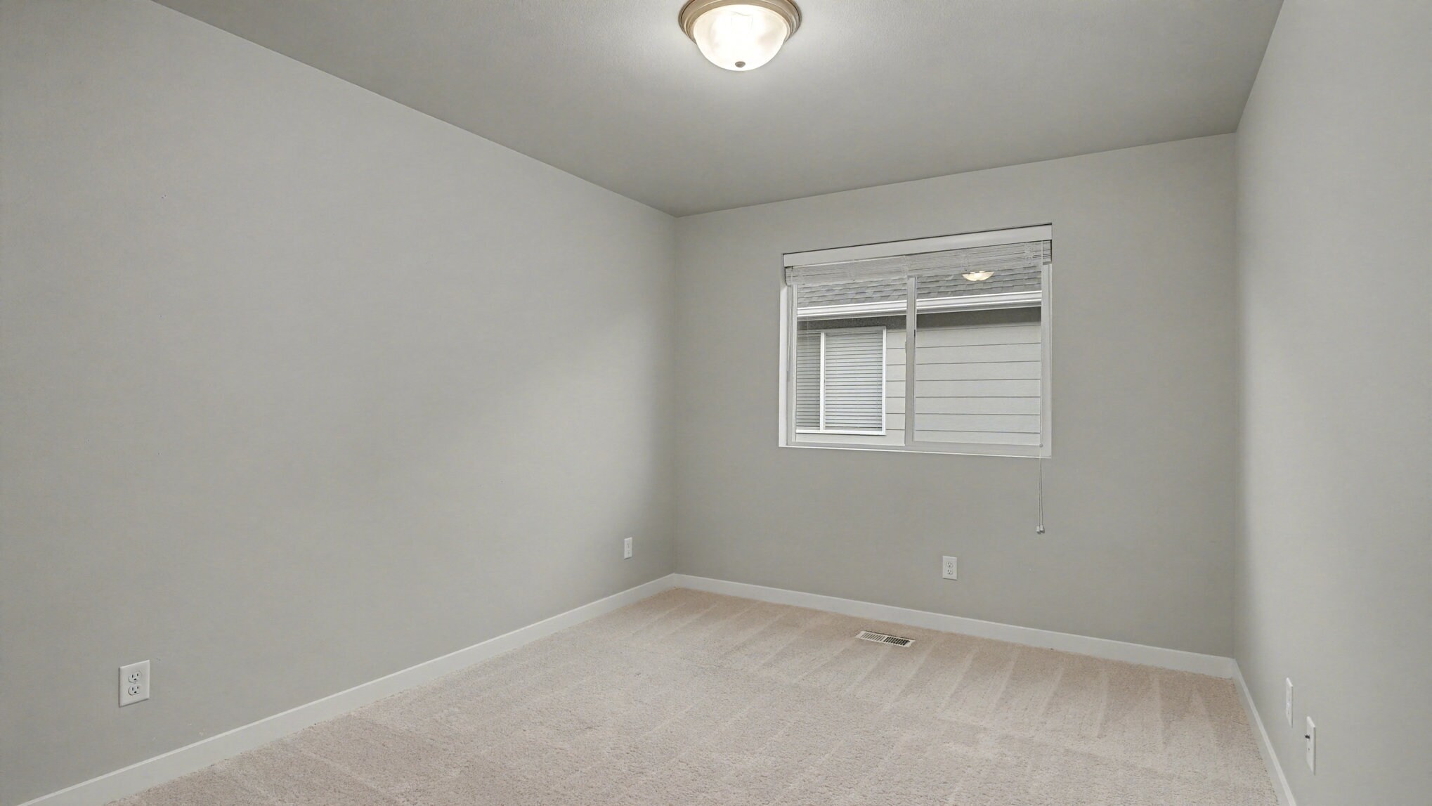 Building Photo - 8761 69th Pl NE