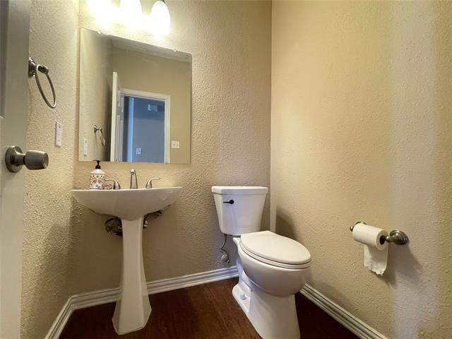 Building Photo - 4100 Eastleigh Dr