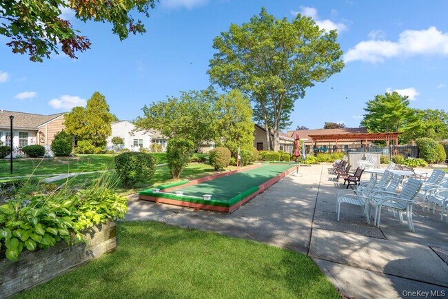 Building Photo - 21 Revere Dr