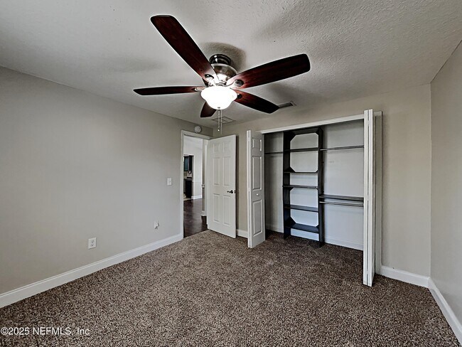 Building Photo - 3169 Indian Dr
