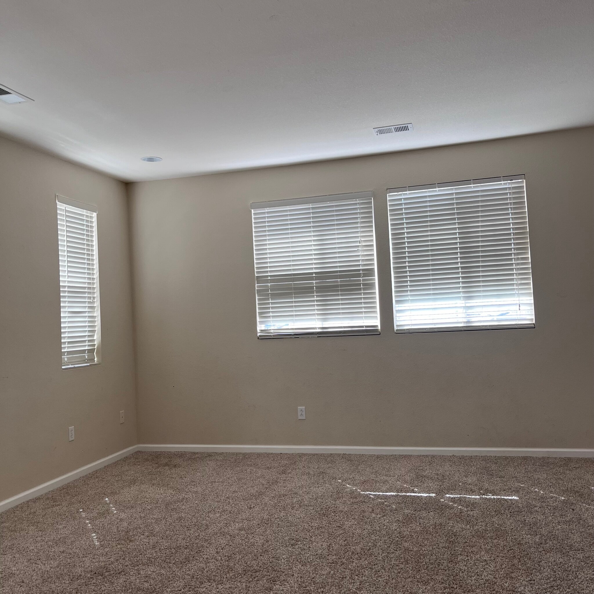 Building Photo - 4029 Aragon Way