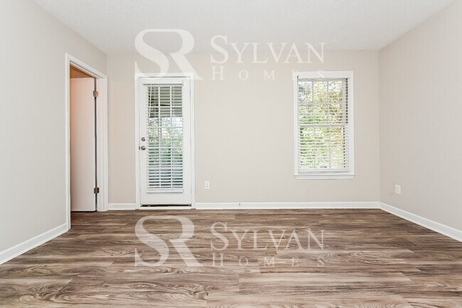 Building Photo - Welcome to your new Ellenwood haven!