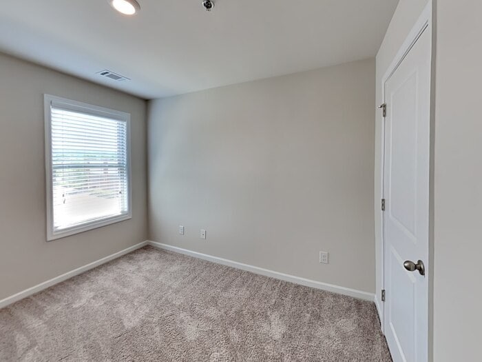 Building Photo - 211 Connie Ct