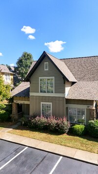 Building Photo - 101 West Ln