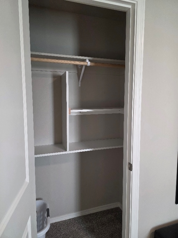 Building Photo - 600 Van Wy