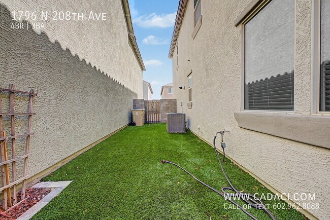 Building Photo - 1796 N 208th Ave