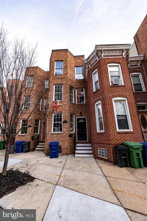 Building Photo - 1119 Race St