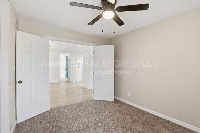 Building Photo - 6201 W Acoma Dr