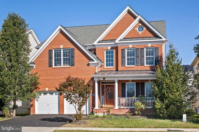 Building Photo - 42888 Southview Manor Dr