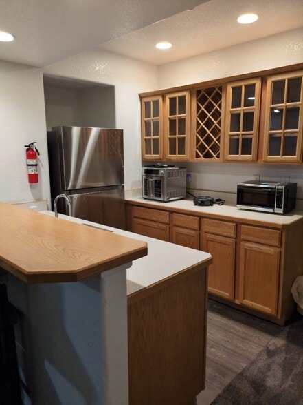 Primary Photo - 1695 Cherry St