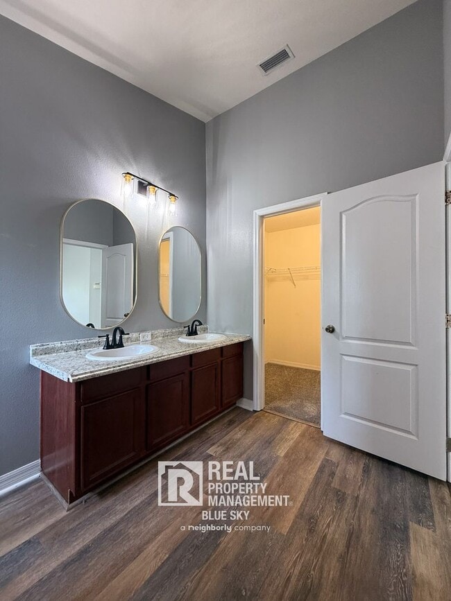 Building Photo - 7624 Red Mill Cir
