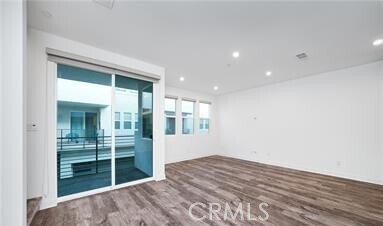 Building Photo - 1410 W Cara Dr