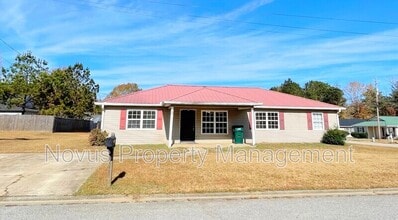 Building Photo - 100 Chalfont Cir