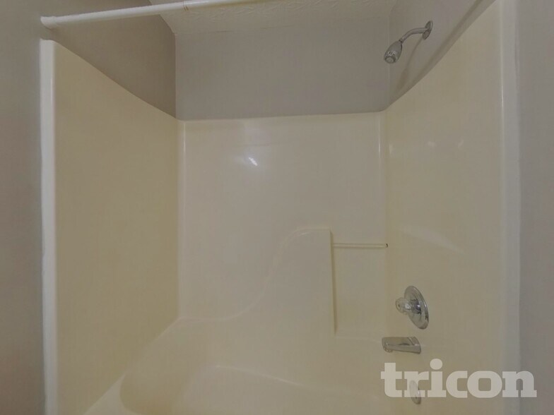 Building Photo - 223 Towler Shoals Dr