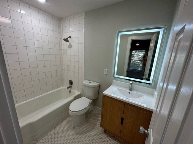 Building Photo - 5407 Menard Ave