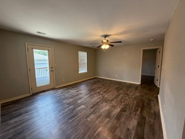Building Photo - 16258 Hailey Ln