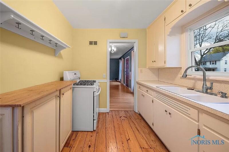 Building Photo - 3909 Stannard Dr