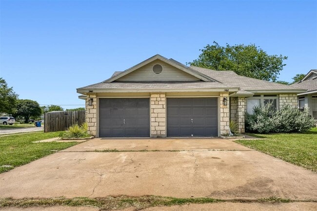 Building Photo - 502 Gregory Ct