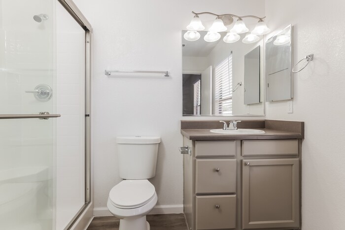 Building Photo - 2327 E 35th Ave