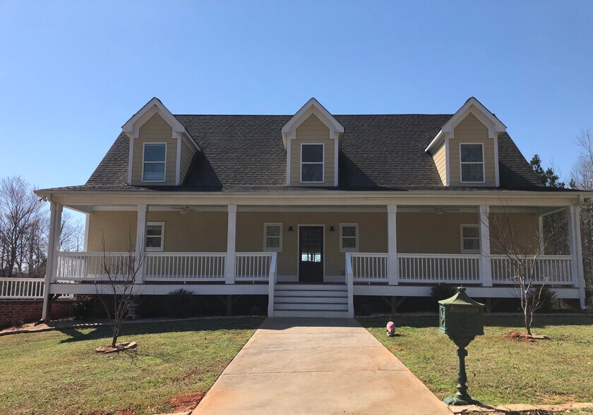 Building Photo - 2850 Salem Rd