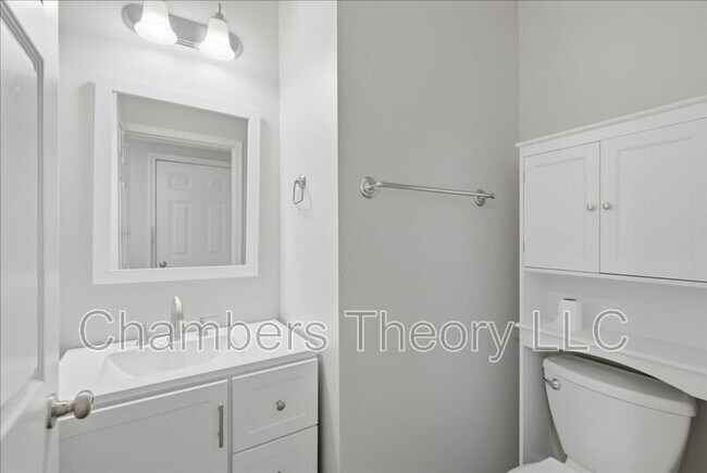 Building Photo - 42211 Marcy Way