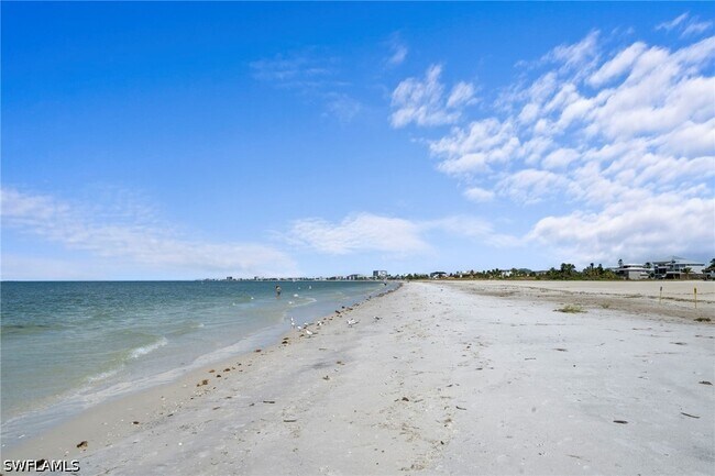 Building Photo - 6400 Estero Blvd