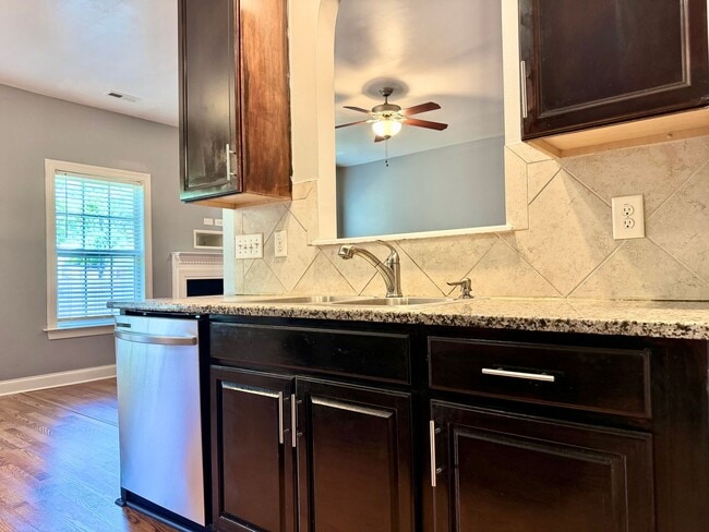 Building Photo - Spacious 3BR/2.5BA Home on Quiet Cul-de-Sac in Knightdale's Churchill Community