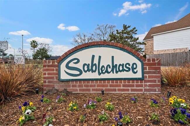 Building Photo - 13639 Tanvern Ln